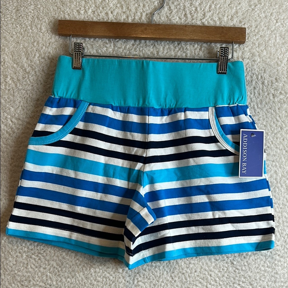 NWT Addison Bay Womens Striped Blue Quince Shorts Size XSMALL